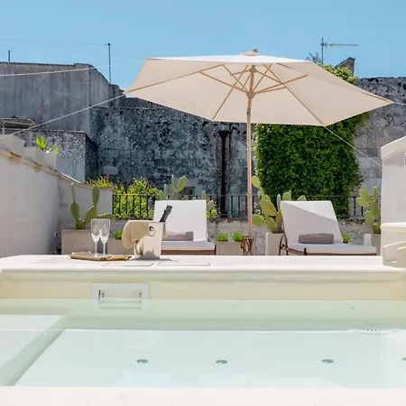 Palazzo Angelica - Luxury Retreat Otranto Bed & Breakfast Giurdignano Exterior photo