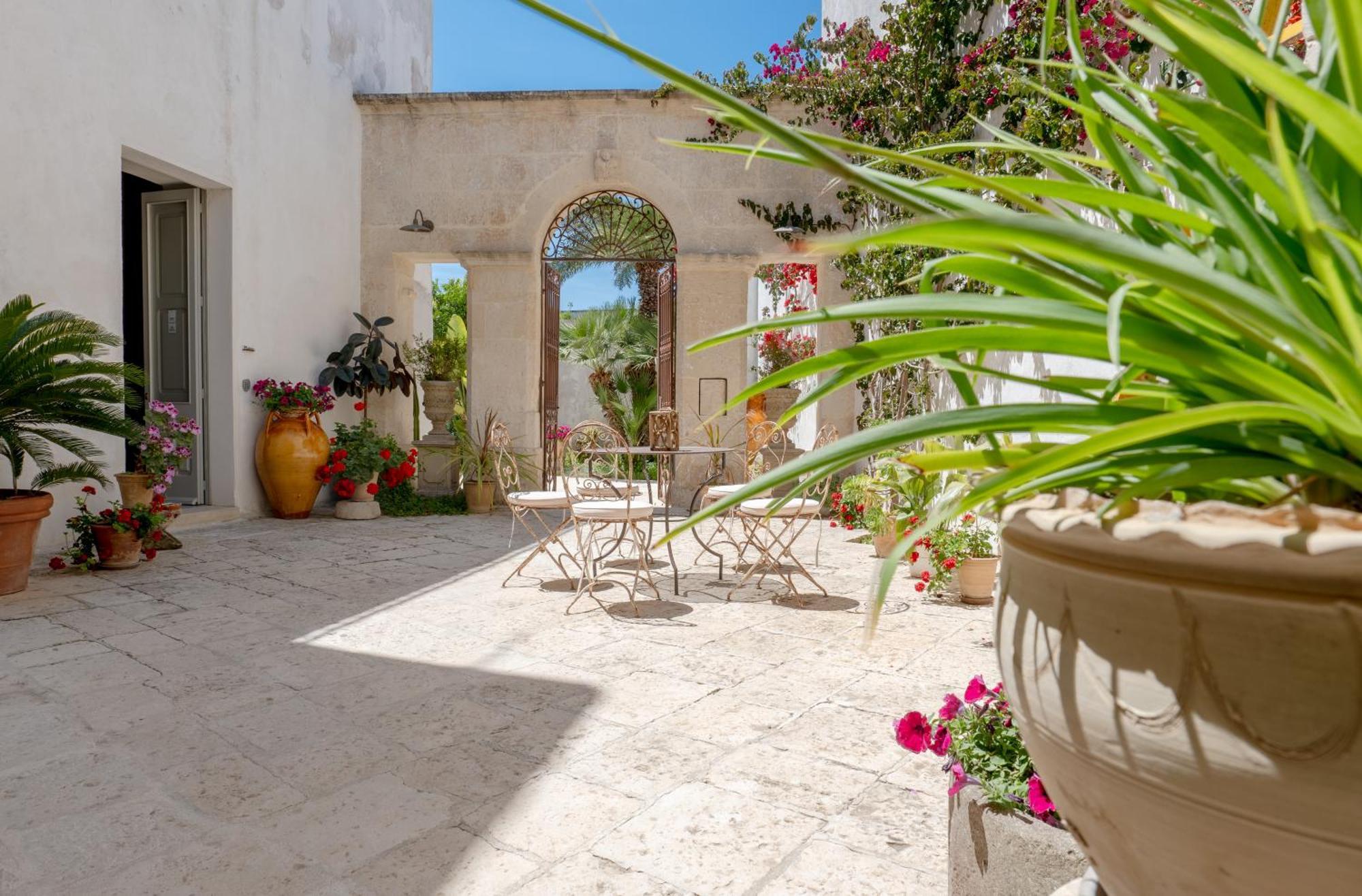 Palazzo Angelica - Luxury Retreat Otranto Bed & Breakfast Giurdignano
