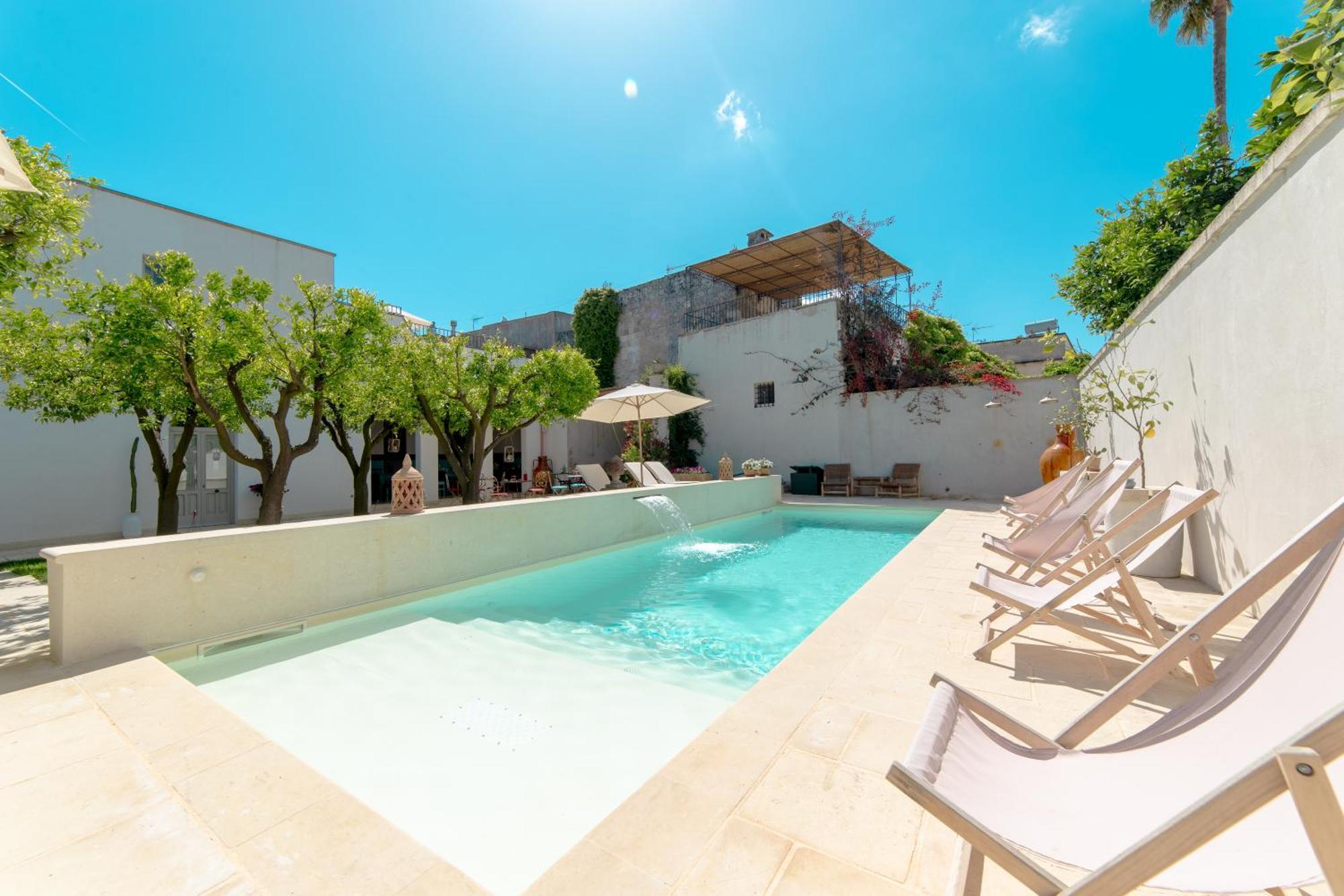 Palazzo Angelica - Luxury Retreat Otranto Bed & Breakfast *