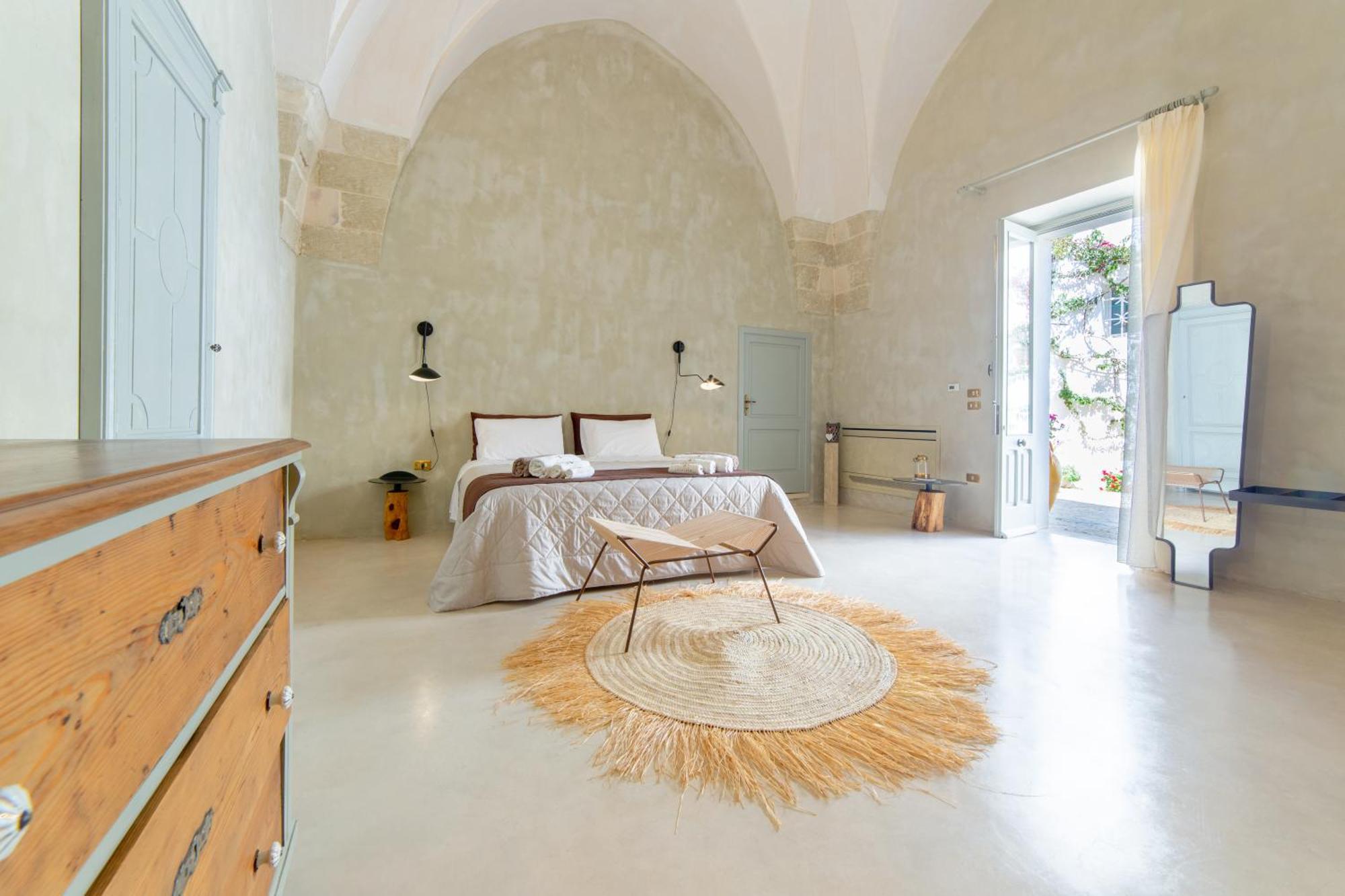 Palazzo Angelica - Luxury Retreat Otranto Bed & Breakfast