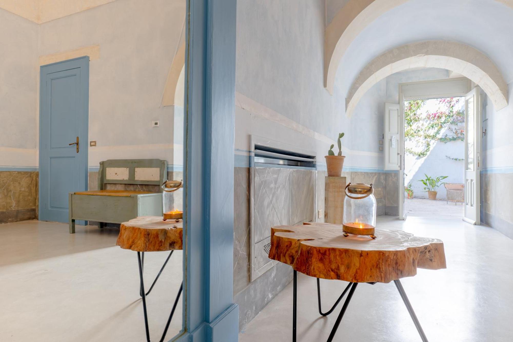 Palazzo Angelica - Luxury Retreat Otranto Bed & Breakfast